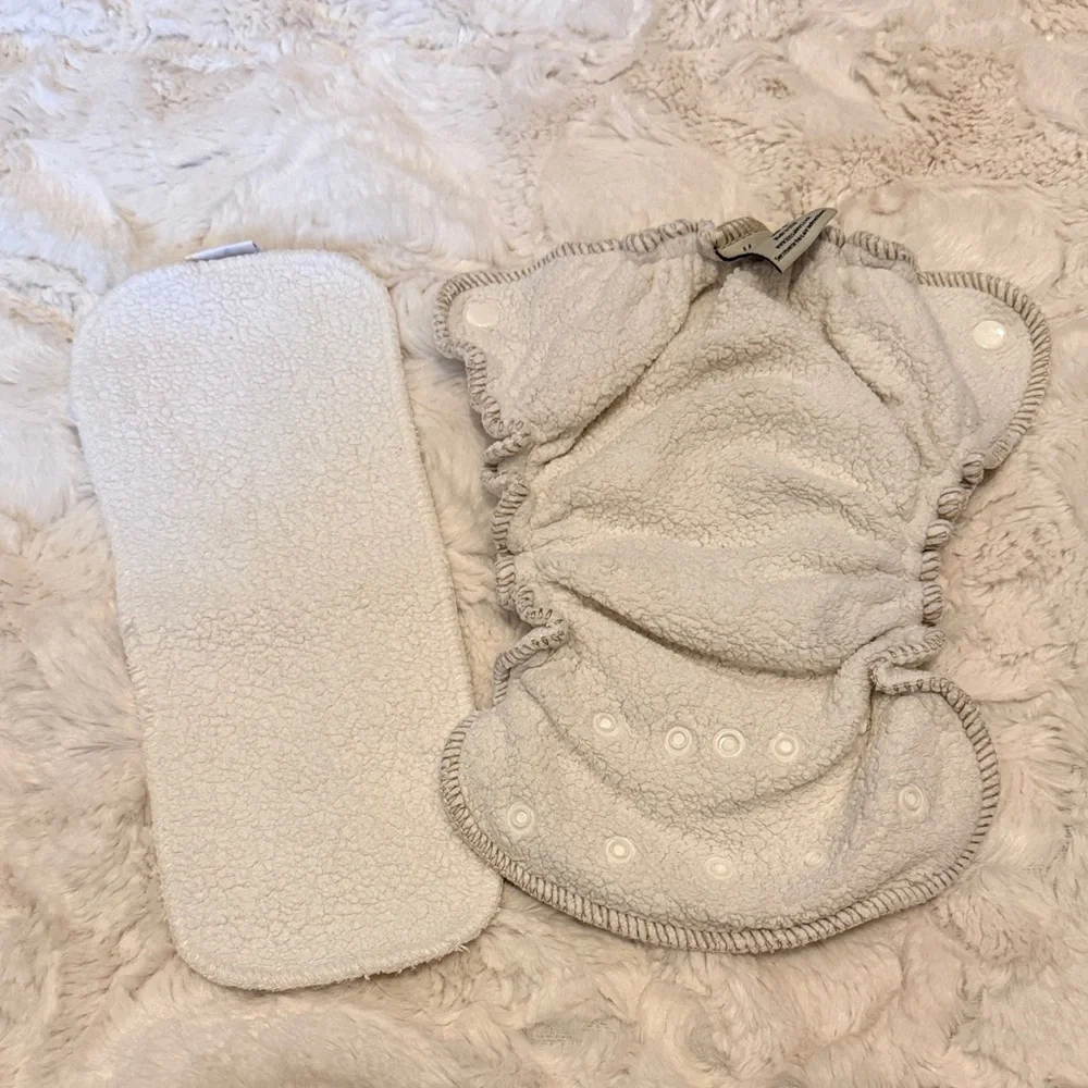 Kissa’s Size 0 Cloth Diaper with Doubler
